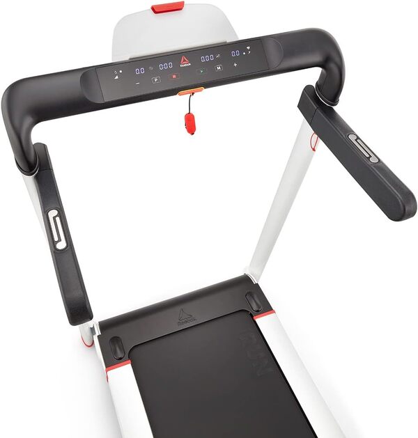 Découvrez notre test complet sur le tapis de course Reebok i-Run 4.0 et explorez sa puissance et ses performances pour des séances d'entraînement optimisées à domicile