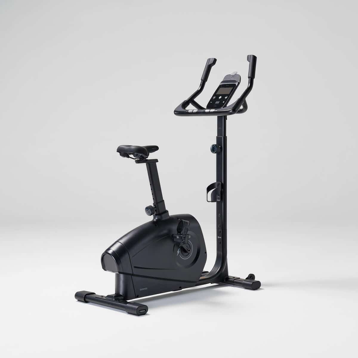 Test du vélo d'appartement EB900 B connecté et auto-alimenté de Decathlon
