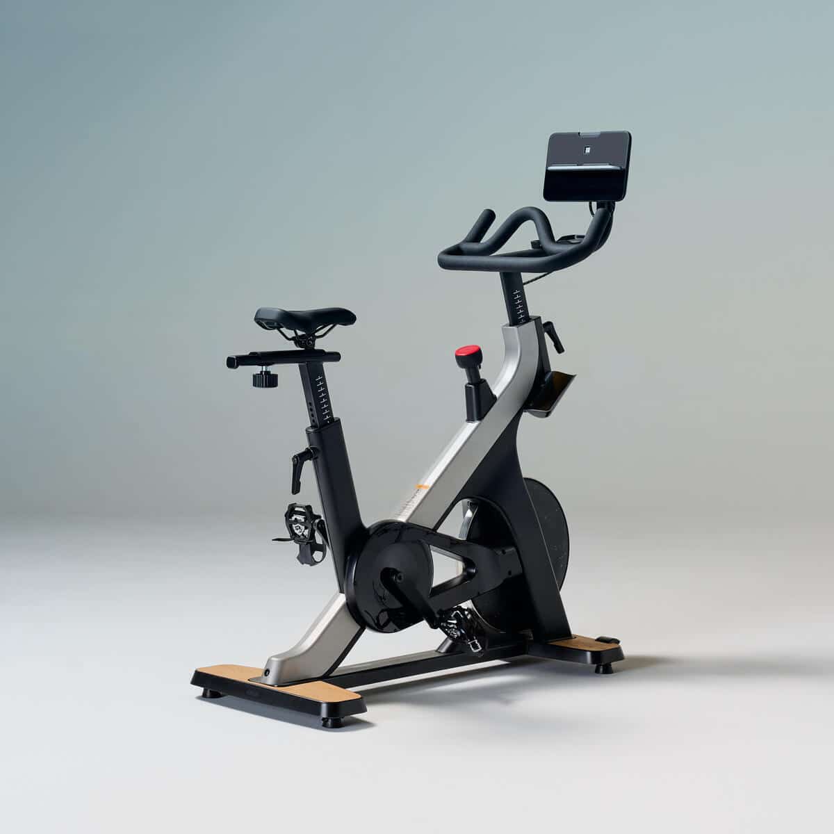 Test vélo d'appartement connecté training bike 900 Decathlon